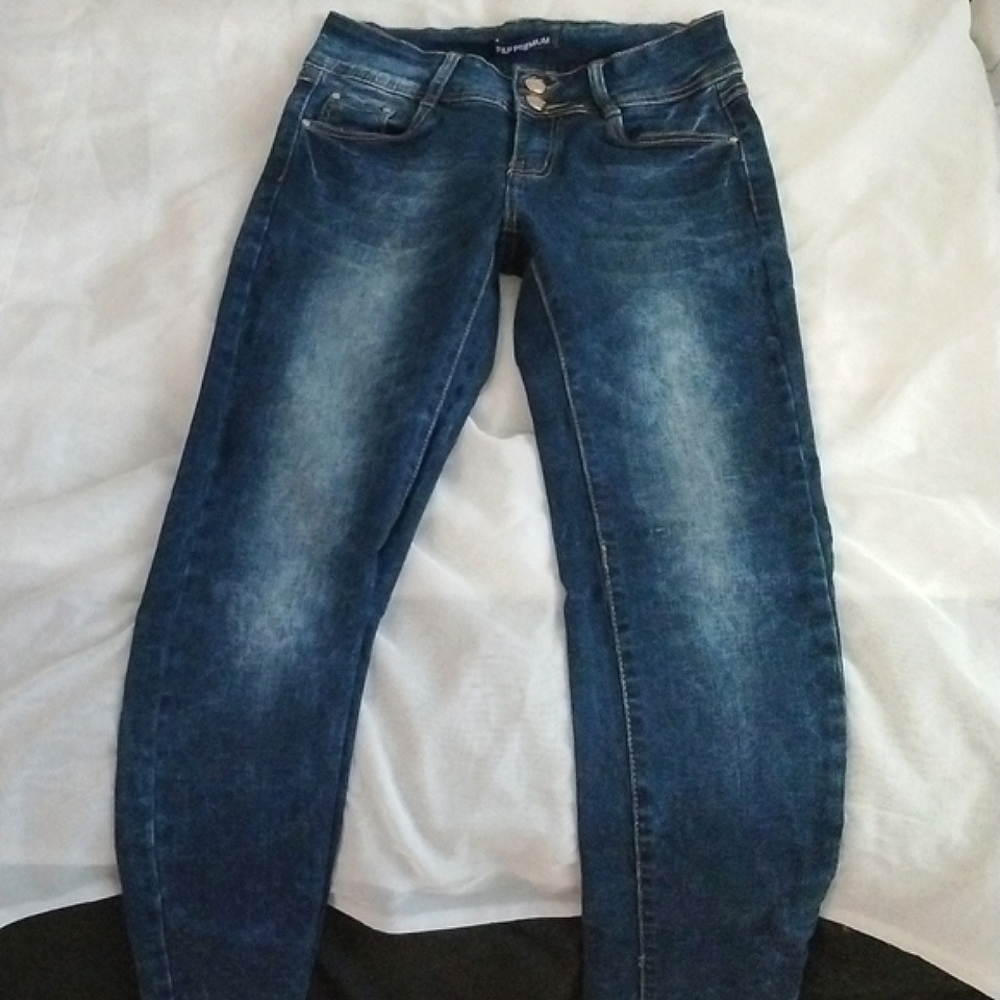 Jeans Bundle - Picture 15 of 16